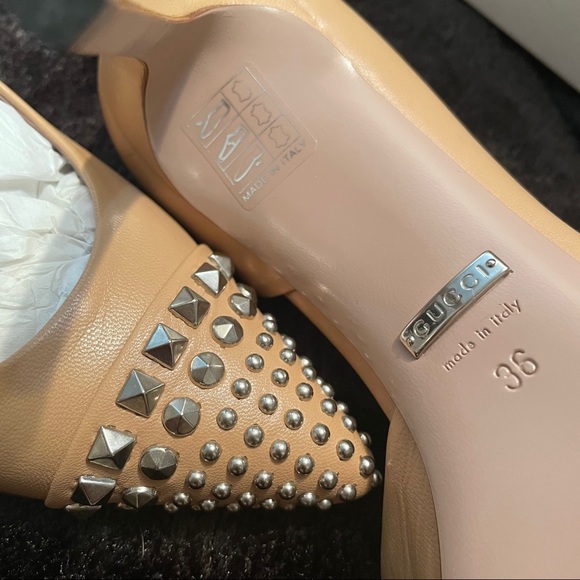 Gucci “coline” studded cap toe pump - Picture 2 of 10